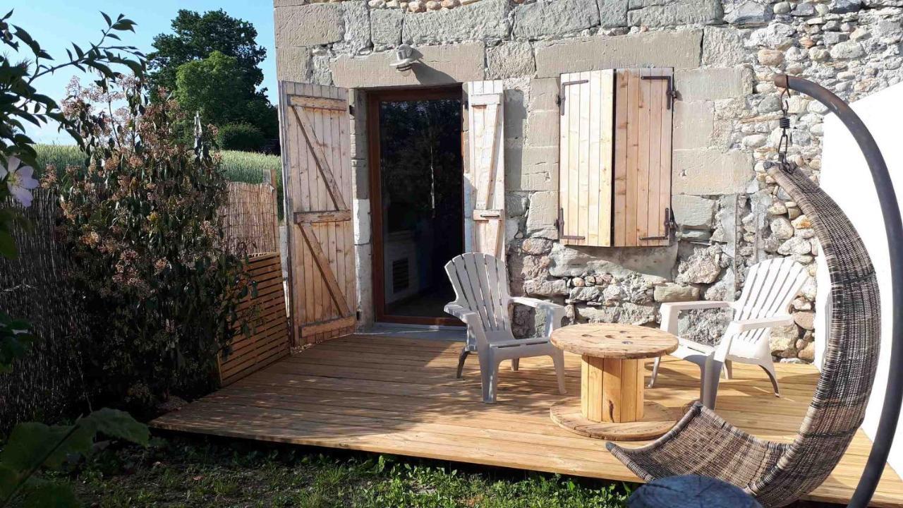 Gite Chambre Spa Prive De L'Ancienne Ferme Vallieres  Ngoại thất bức ảnh